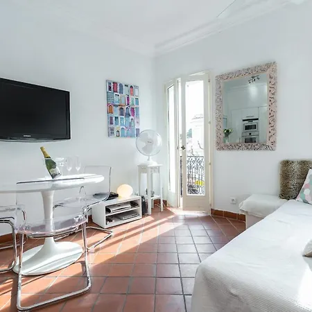 Sleeps 5 Wifi *